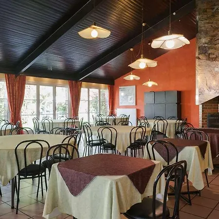 Ogrouen Nord La Berteliere Hotel Saint-Martin-du-Vivier