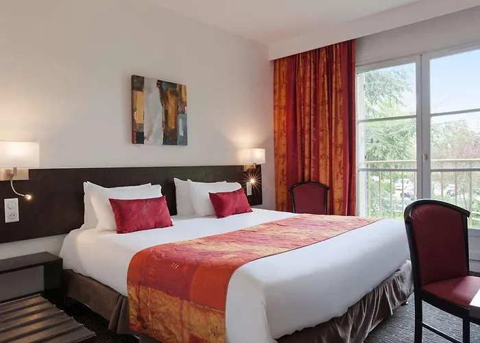 Ogrouen Nord La Berteliere Hotel *