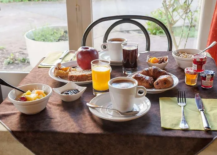 Hotel Ogrouen Nord La Berteliere *